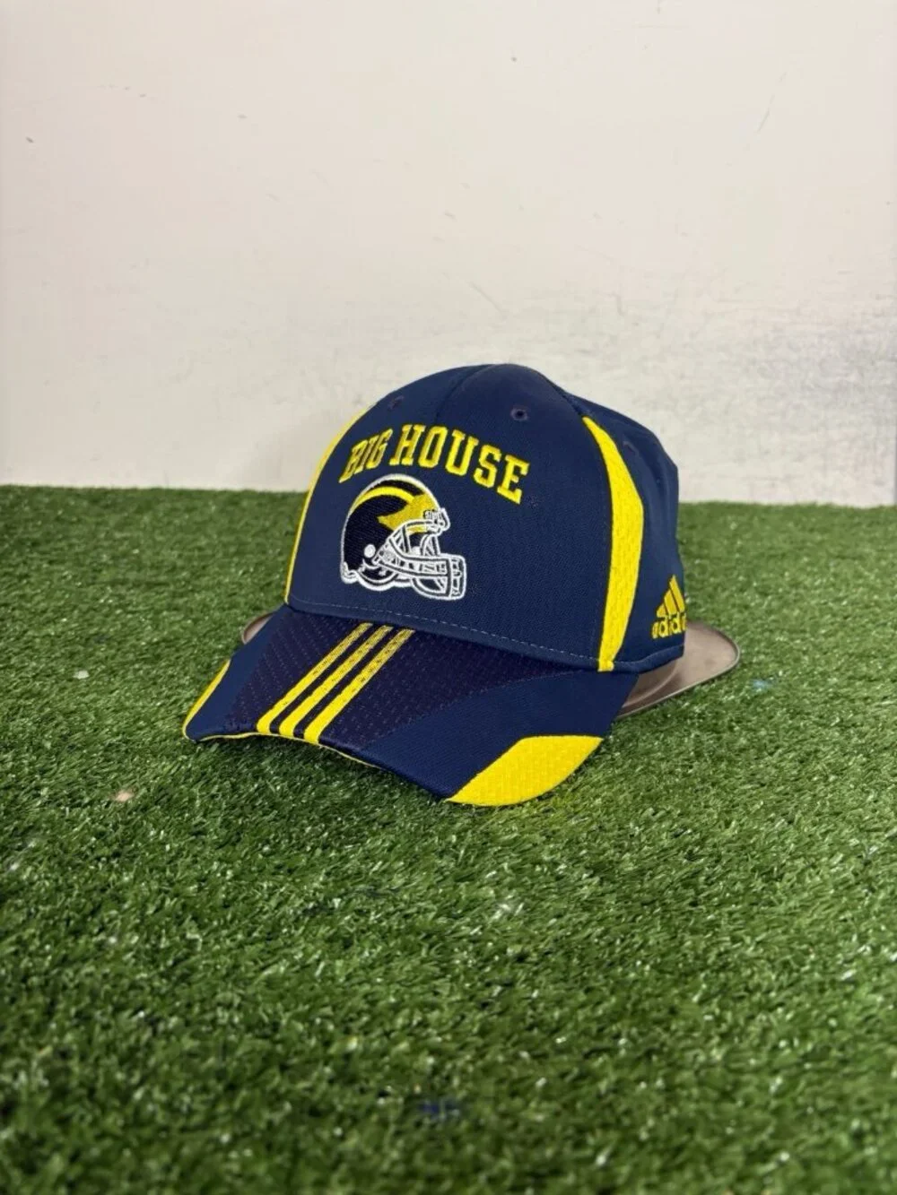Michigan Wolverines hat cap fitted small S/M blue yellow adidas big house mens